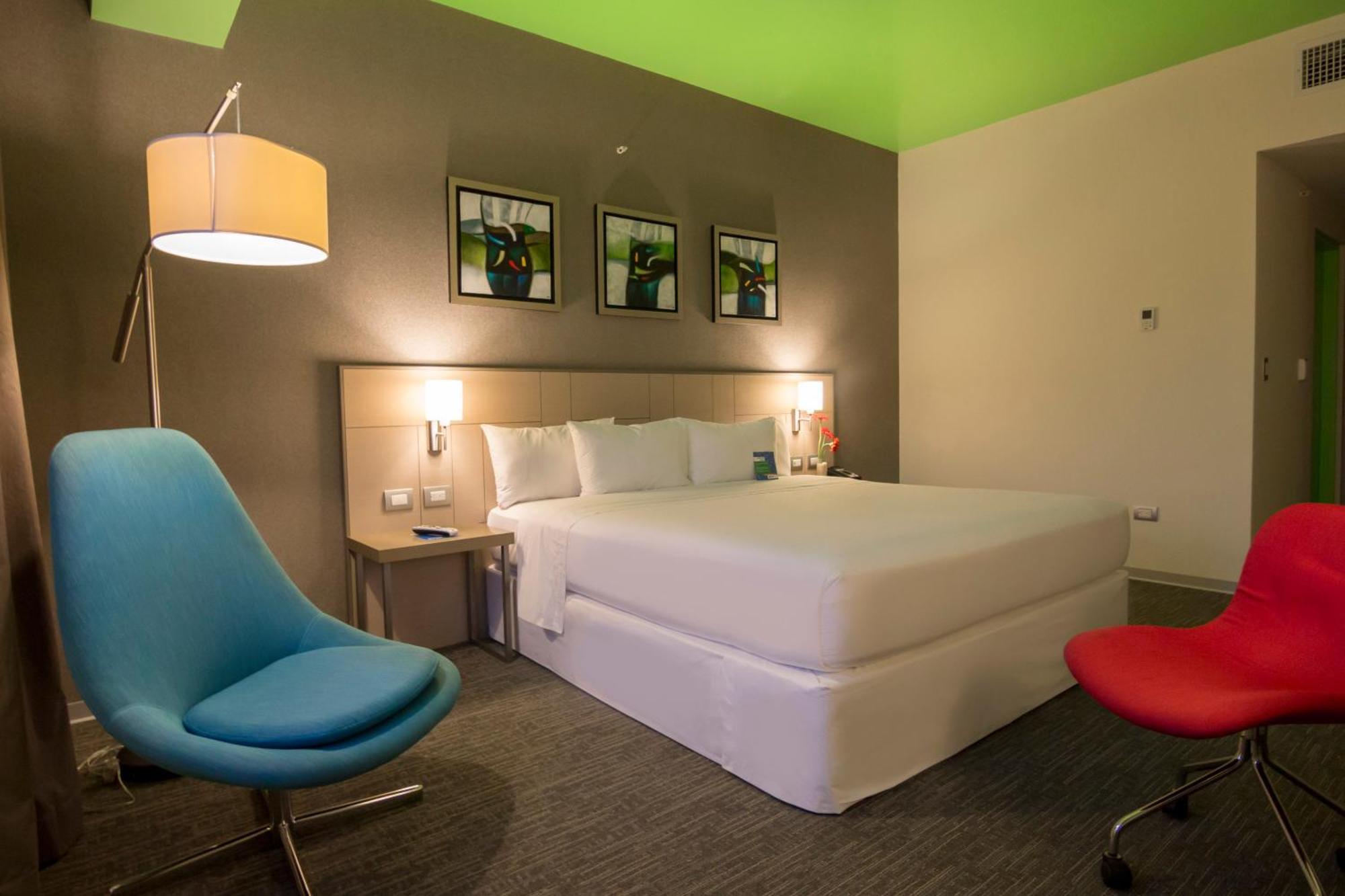 Bth Rebel Tacna Hotel Exterior photo